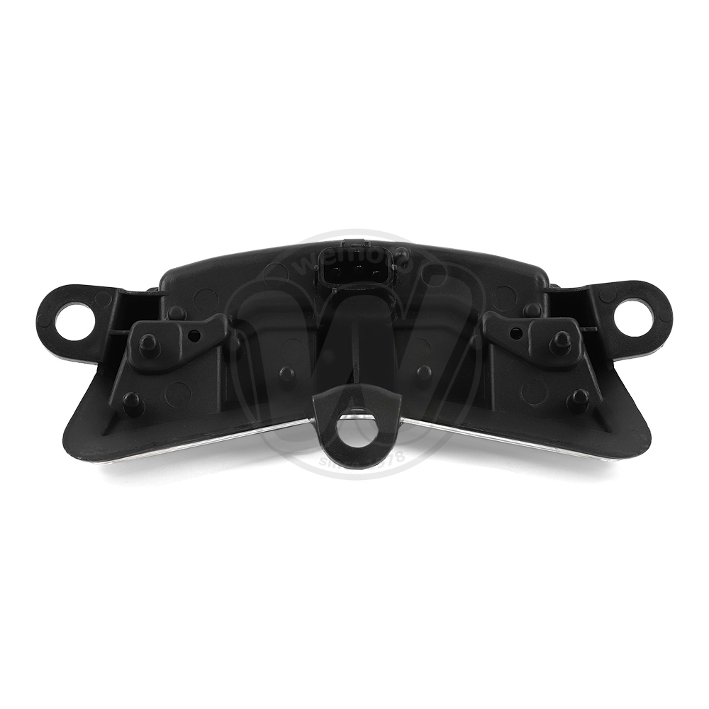 0WA1652_af3333 three.jpg